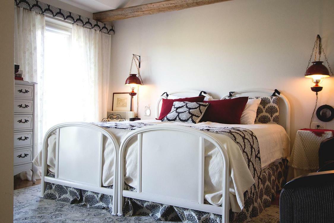 Les Ancetres Auberge & Restaurant St-Pierre-de-l'Île-d'Orléans Zewnętrze zdjęcie